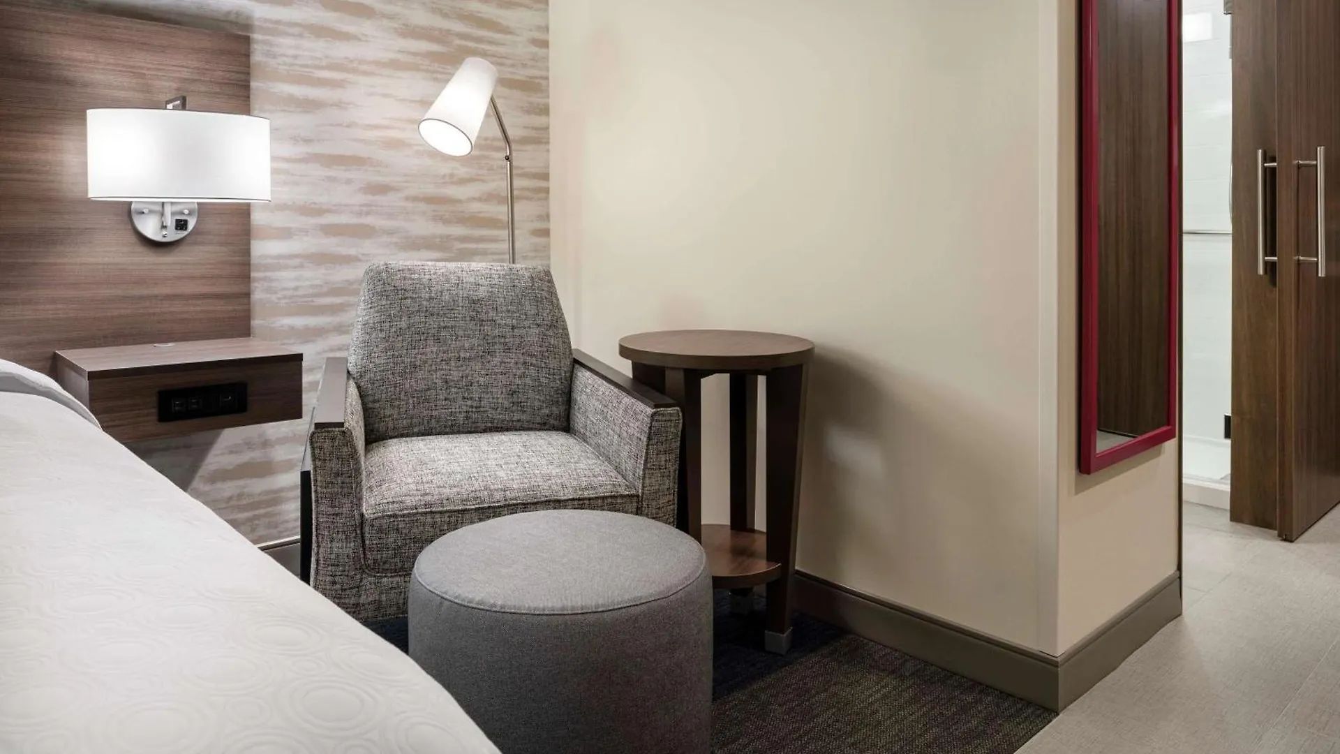 Home2 Suites By Hilton Denver Downtown Convention Center 3*,